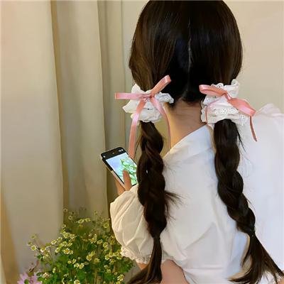 慈母线牵孝子心